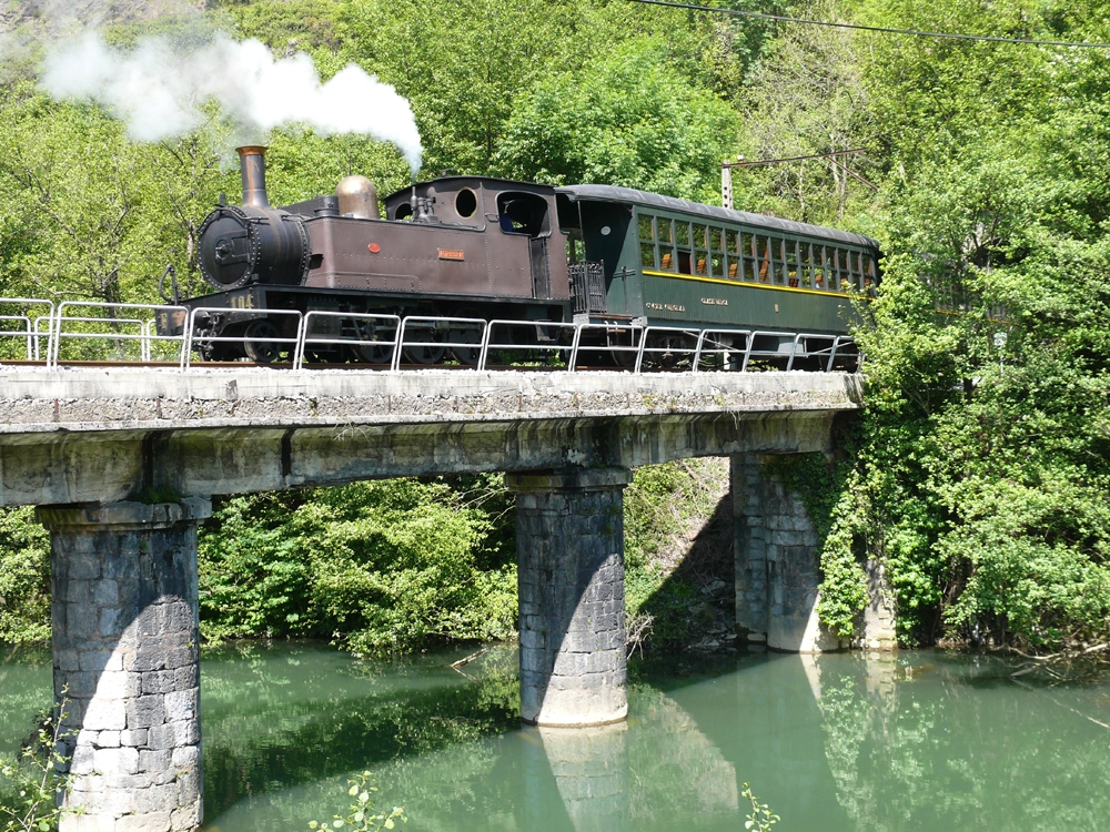 Tren de vapor del Museo Vasco del Ferrocarril