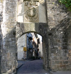 Puerta Santa Maria, Hondarribia