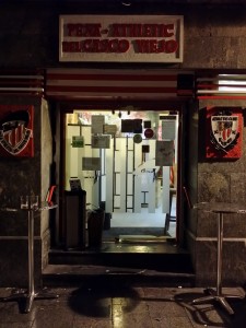 Entrada del restaurante peña Athletic de Bilbao