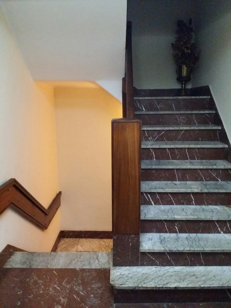 Escaleras del Hotel Gurutze-Berri