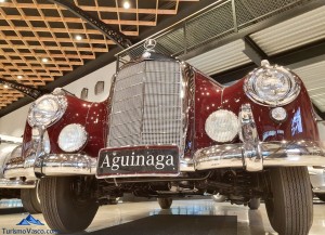 Frontal de un coche en el Museo Aguinaga de Mercedes-Benz