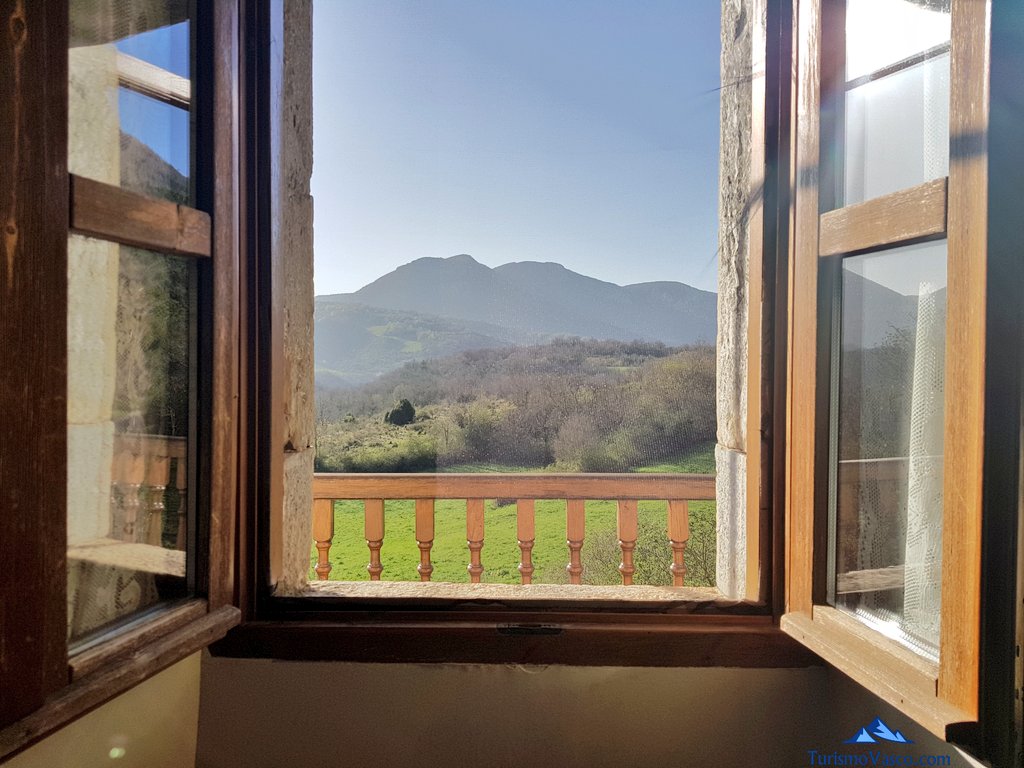 Vistas desde la casa rural Monaut del Pirineo Navarro