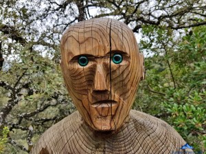 cara del pastor tallado en el Jardín Botánico de Santa Catalina