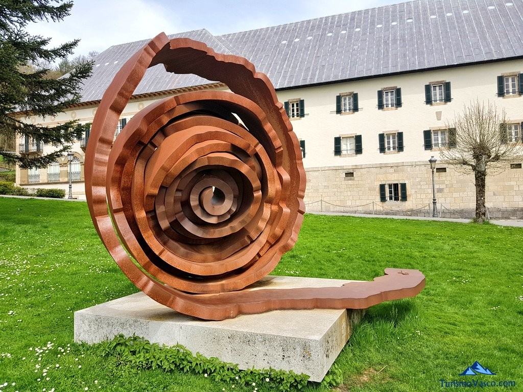 escultura en Orreaga - Roncesvalles