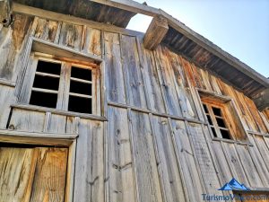 casa de madera de mineros, La Arboleda