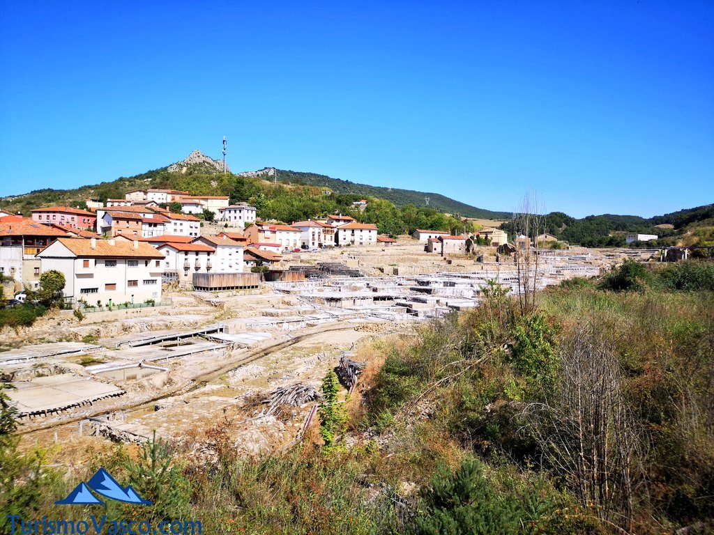 pueblo salinas de añana, salinas de añana route