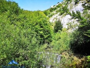 cascada, Nacedero del río Zirauntza