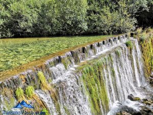 cascada presa, Nacedero del río Zirauntza