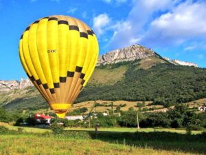 globo despegando, vuelos en globo en Euskadi
