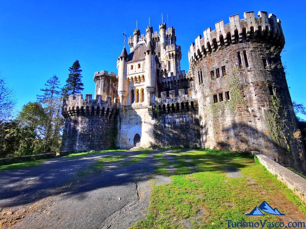 entrada castillo de butron