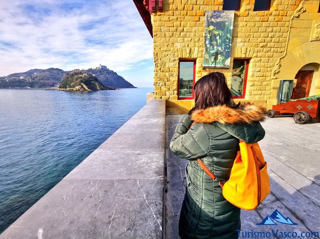 santa clara island from the aquarium, Donostia San Sebastian what to do and see