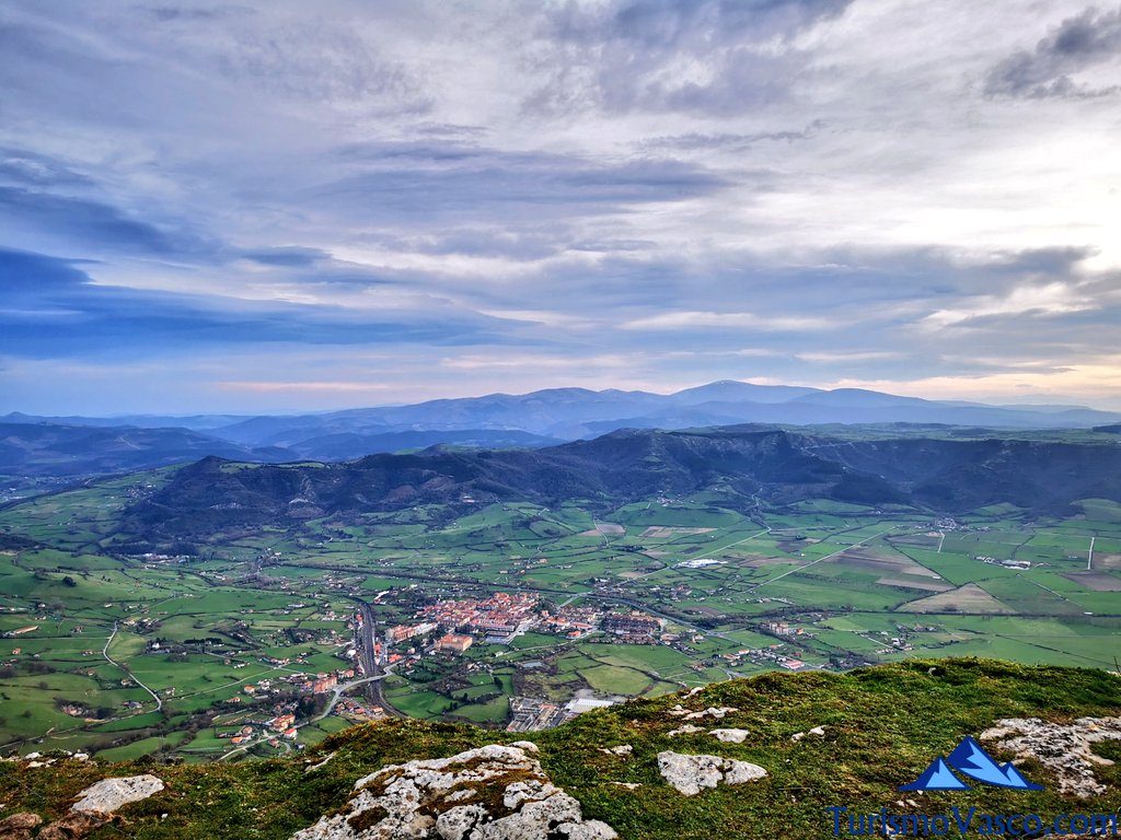orduña desde txarlazo, rutas guiadas en Bizkaia
