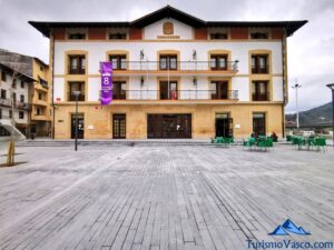 Orio Town Hall, what to see in Orio