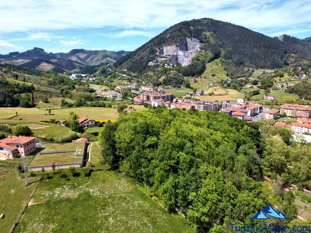 cantera de markina xemein dron, qué ver en Markina Xemein