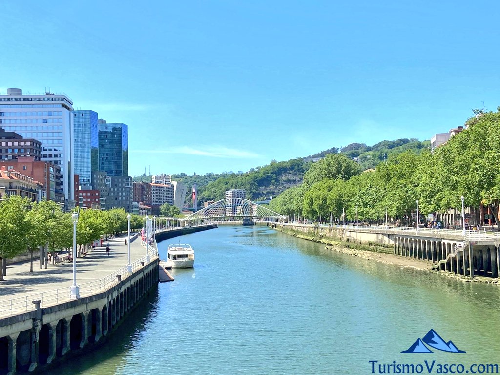 bilbao estuary, boat routes in Bilbao