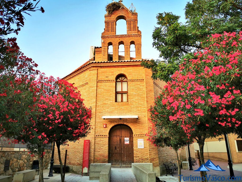 church san miguel de arguedas, what to see in Arguedas