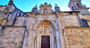 entrada de la iglesia de san miguel de Oñati, qué ver en Oñati