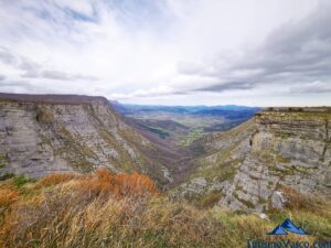 cañon de delika desde , ruta desde Untza al Salto del Nervion, recorrido al Salto del Nervion desde Untza