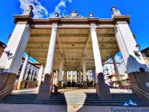 plaza nagusia, plaza mayor, la plaza del mercado de ordizia, qué ver en Ordizia