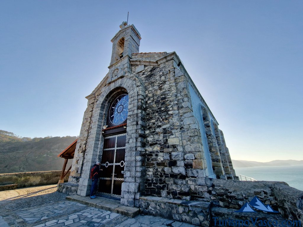 ermita de san juan de gaztelugatxe, visita guiada para grupos en san juan de gaztelugatxe, guias turisticos