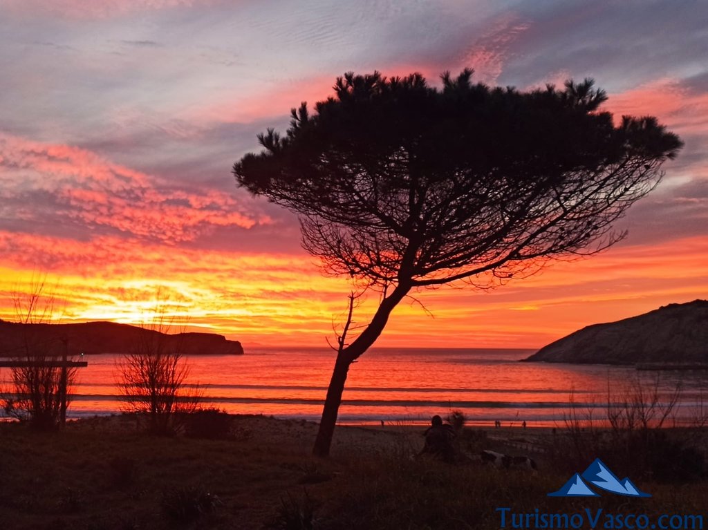 The Best Sunsets in the Basque Country, Gorliz