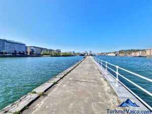 muelle del parque Zamalanda de Barakaldo, visitas guiadas en Barakaldo