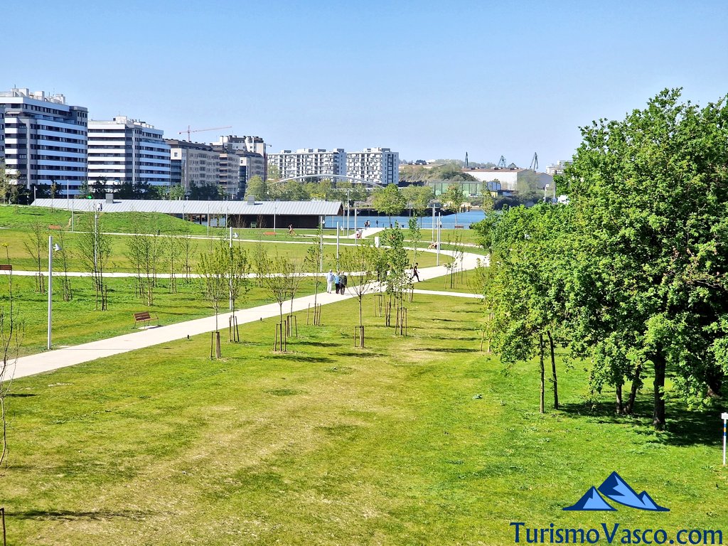 zamalanda, park next to the estuary in barakaldo zamalanda, park next to the estuary in barakaldo