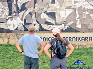 mural guernica picasso en Gernika, visitas guiadas en Gernika