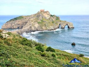 Guided tours in San Juan de Gaztelugatxe every day