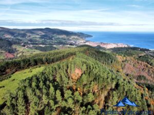 bermeo desde el dron, ruta Katillotxu desde mundaka
