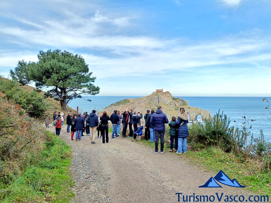visitas guiadas y excursiones en san juan de gaztelugatxe