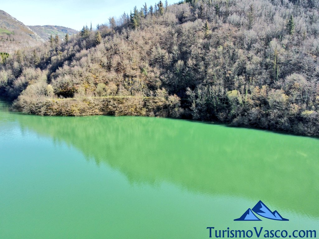 Ibai Eder Reservoir Trail, circular route