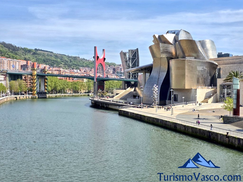 excursiones al museo guggenheim bilbao desde donostia san sebastian