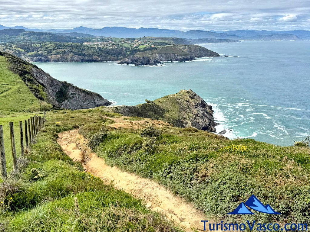 visita guiada en gorliz, ruta por la costa de gorliz, flysch de bizkaia