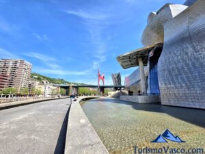 visitas guiadas en el museo guggenheim bilbao
