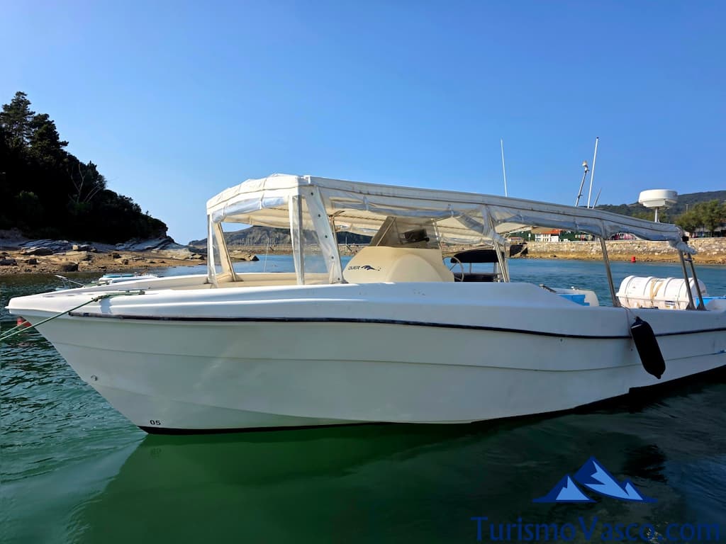 ruta en barco para grupos en plentzia