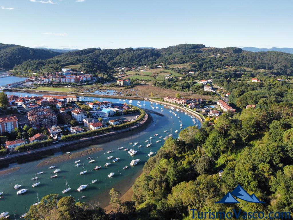 rutas en barco en plentzia, ria